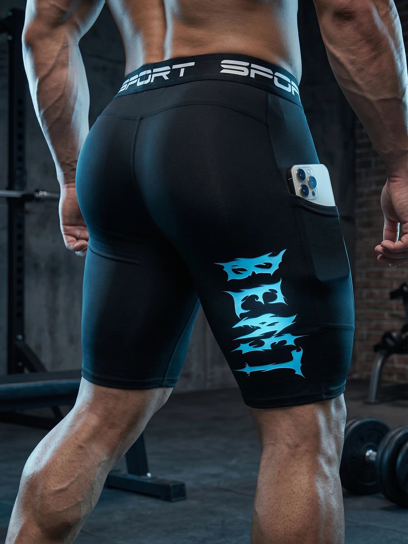Men's Sports Compression Shorts With Phone Pocket
