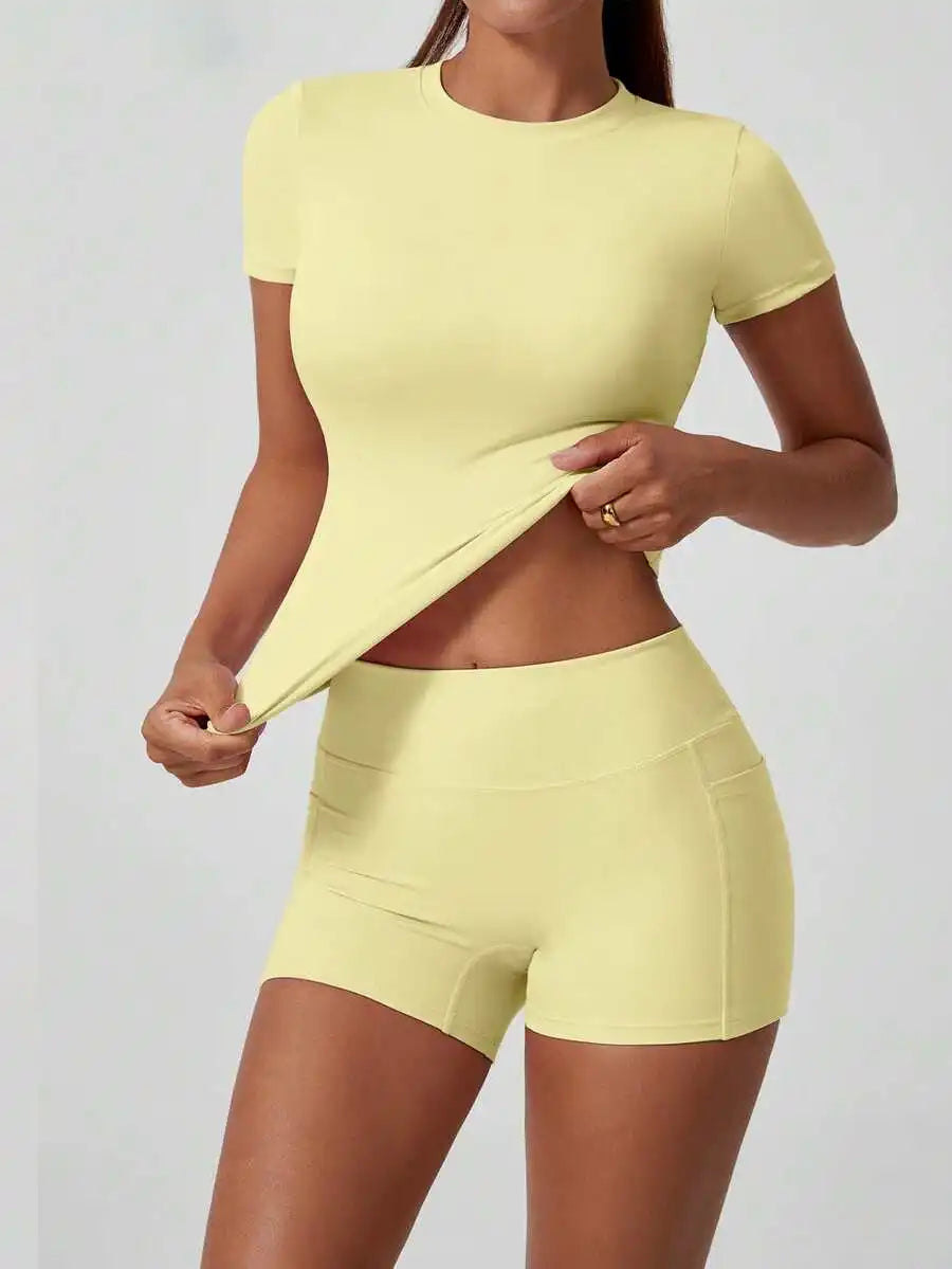 Women's Seamless Backless Yoga Shorts Set