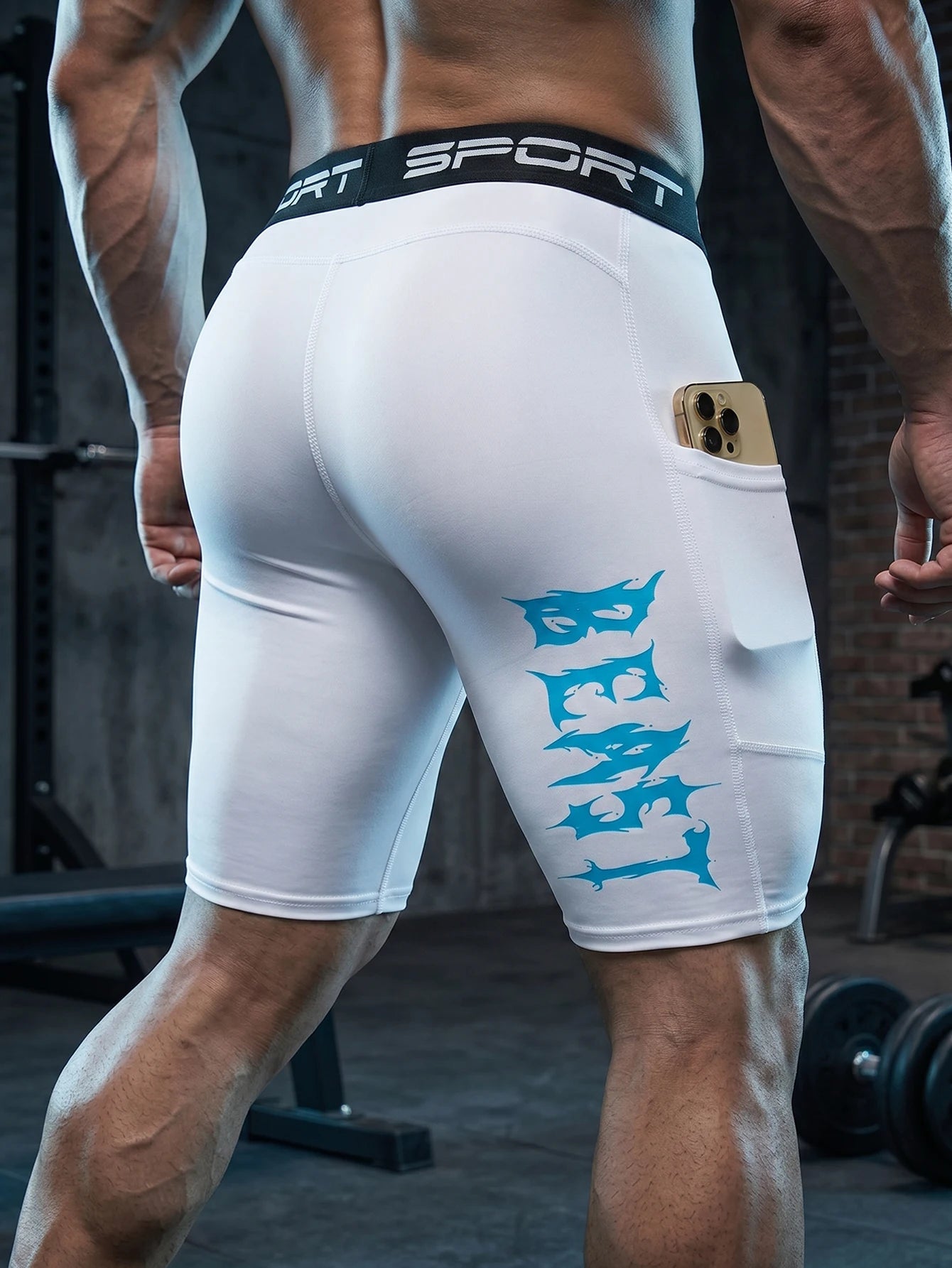 Men's Sports Compression Shorts With Phone Pocket